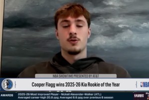 大发官网-弗拉格谈初战文班：他一上来就满场隔筐暴扣，还能后撤三分