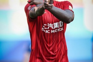 赛事直播-恩迪亚耶造两球+武磊同时落地 海港冲亚冠有望